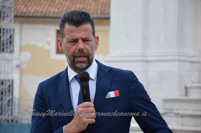Mangialardi assicura: «Il Covid center? <br> Andrà chiuso finita l’emergenza, <br> tecnologia trasferita agli ospedali»