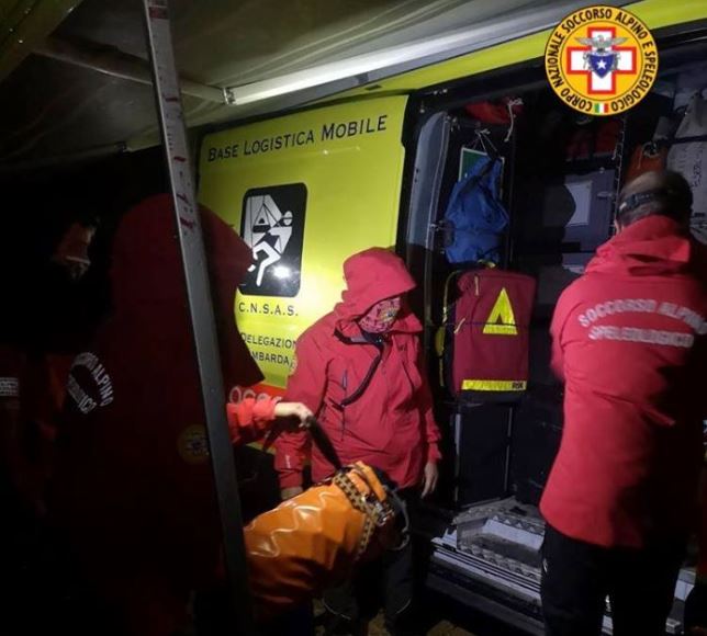 Riportato in superficie <br> lo speleologo bloccato nella grotta
