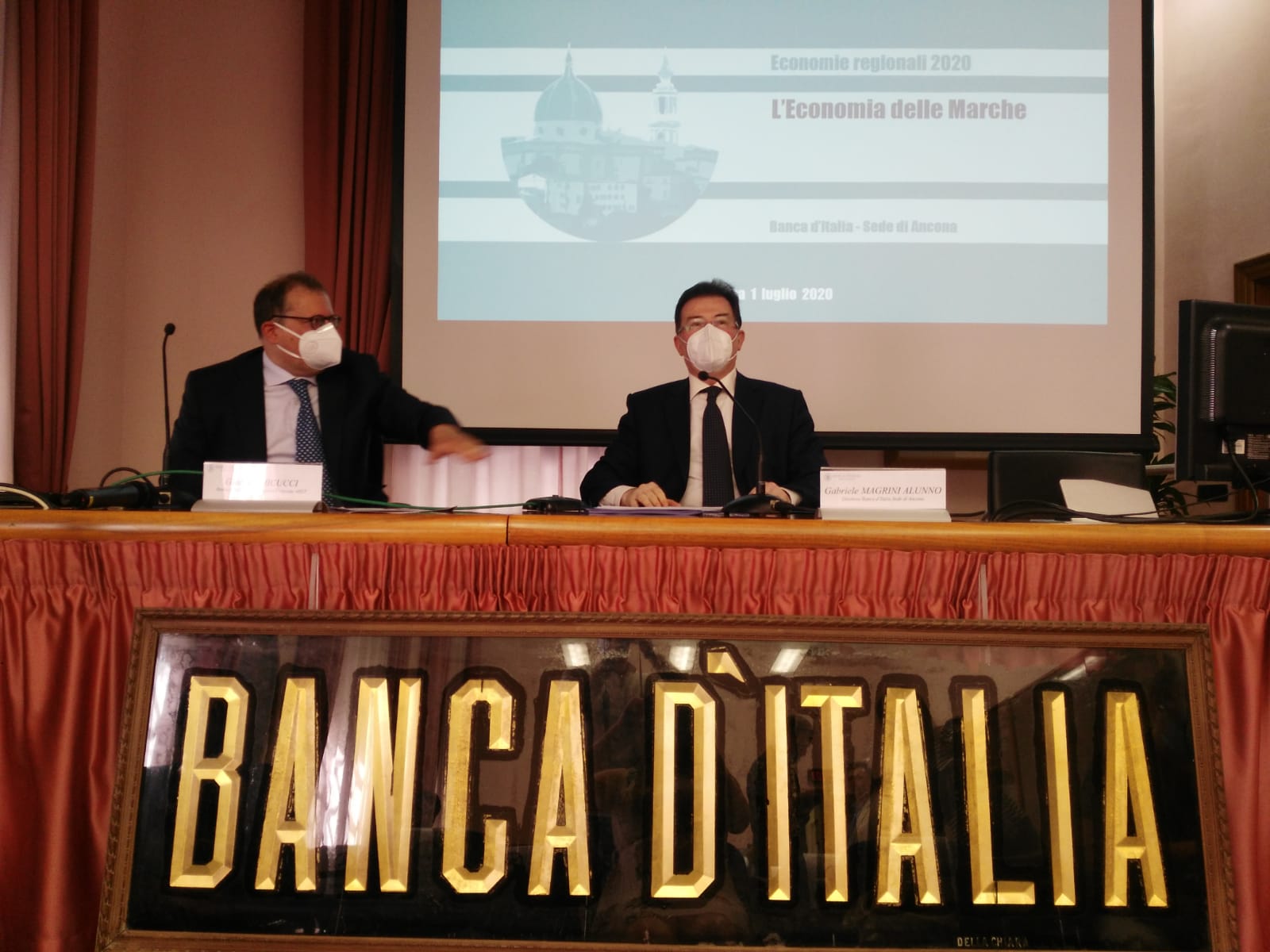 Il lockdown colpisce duro <br> nelle Marche più che altrove <br> Crolla il fatturato: -25%