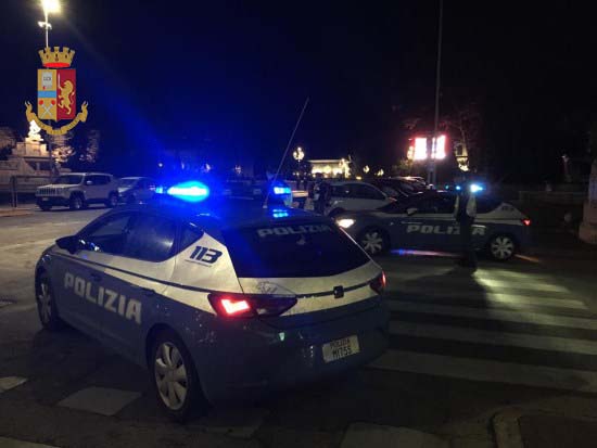 Movida, carrellata di interventi <br> “curiosi” delle forze dell’ordine <br> Ma ci scappa anche l’arresto
