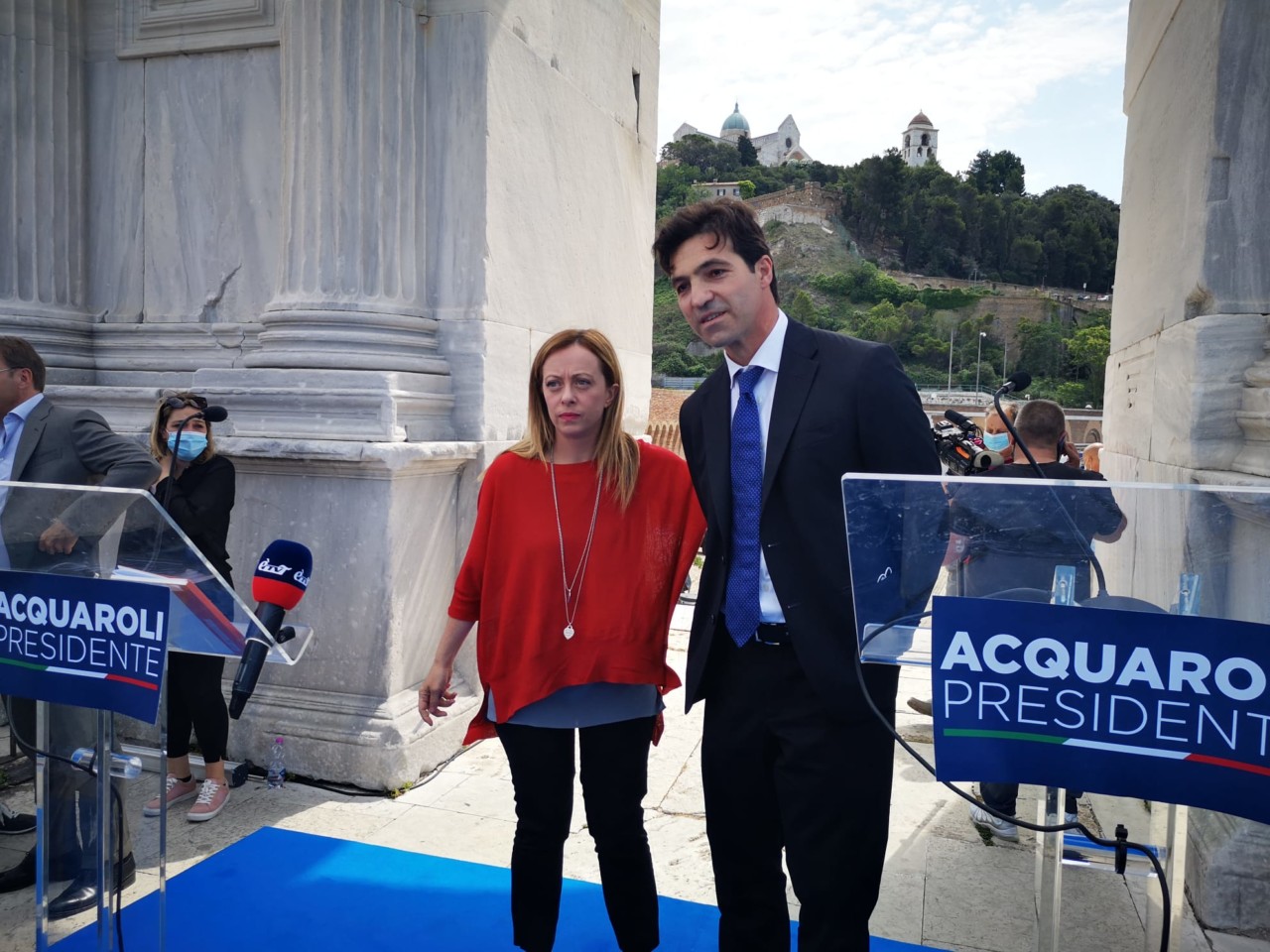 Acquaroli avanti su Mangialardi: <br> otto i punti di distacco