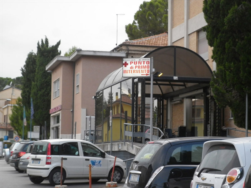 Punto da una vespa al camping, <br> turista in shock anafilattico <br>salvato all’ospedale di Loreto