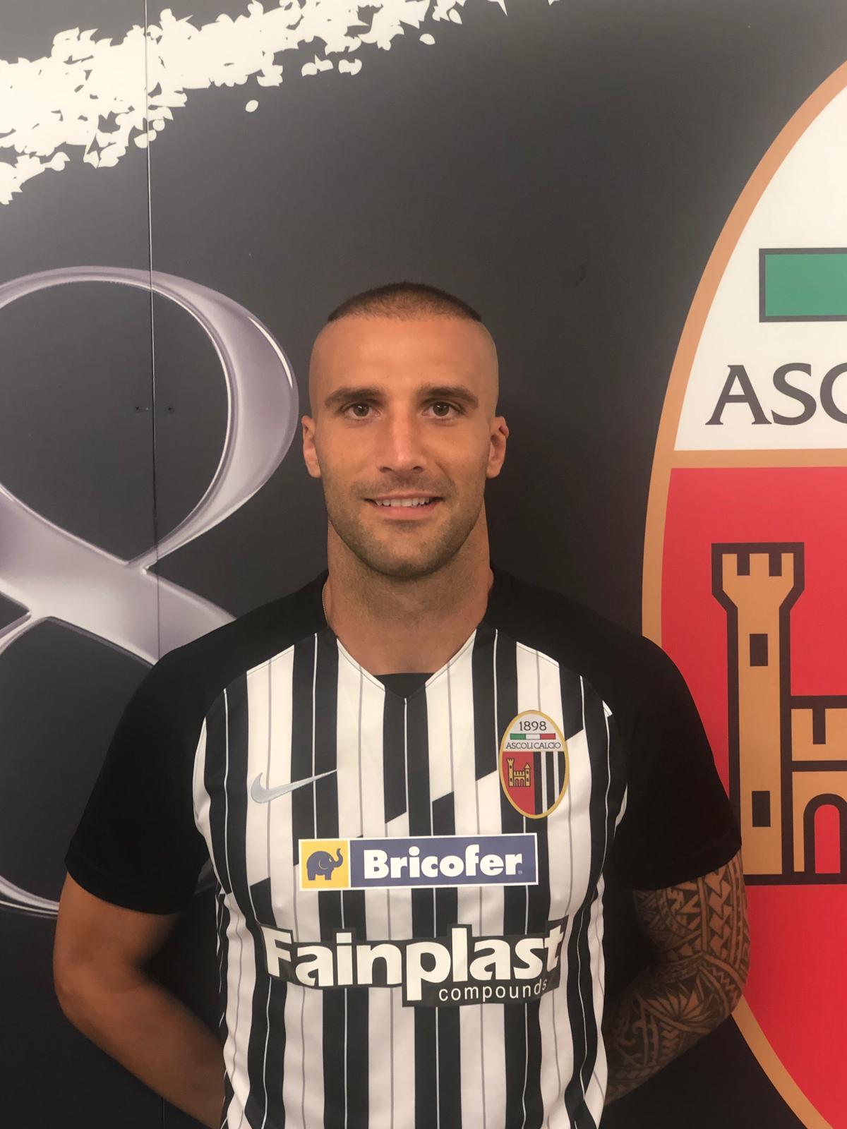 Ascoli Due Bomber Per Bertotto Ecco Vellios In Arrivo Bajic 