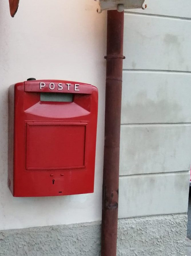 Tornano le tradizionali <br> cassette postali, <br> ma ora sono tecnologiche