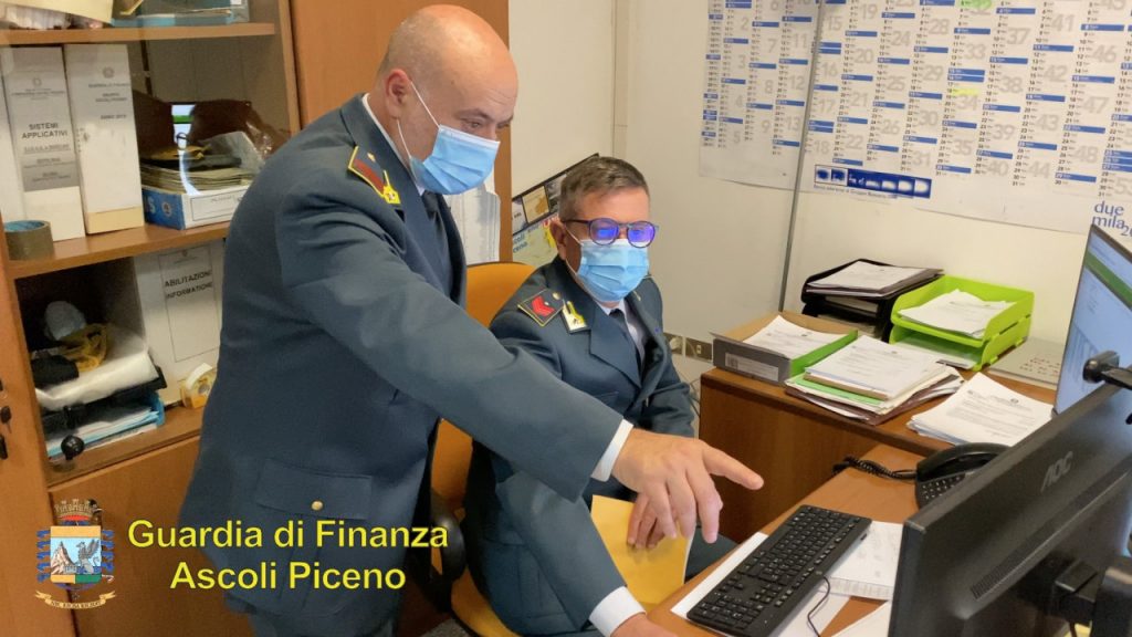 Ditta edile ascolana fallita: <br> pesantissime accuse per tre imprenditori <br> e tre membri del collegio sindacale <span> (Video)