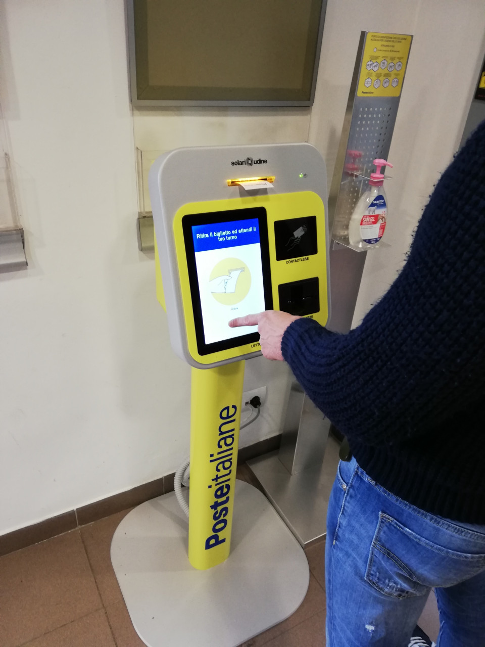 Poste, l’ufficio di Colli <br> torna operativo <br> tre giorni a settimana Poste, l’ufficio di Colli <br> torna operativo <br> tre giorni a settimana