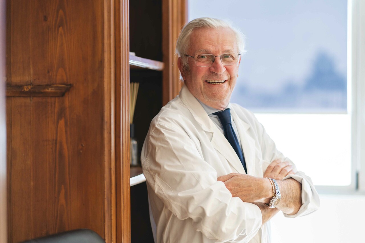 Franzini, il promotore dell’ozonoterapia: <br> «L’efficacia sul Covid è già provata <br> Su 100 pazienti il 98% guarito»