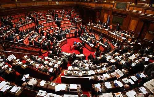 Verso i maxi collegi elettorali, <br> nelle Marche da 24 a 15 parlamentari