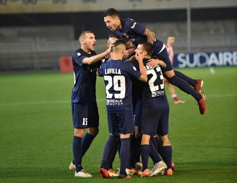 Dopo la vittoria sulla Vis Pesaro, <br> la Samb è chiamata <br> a confermarsi a Ravenna