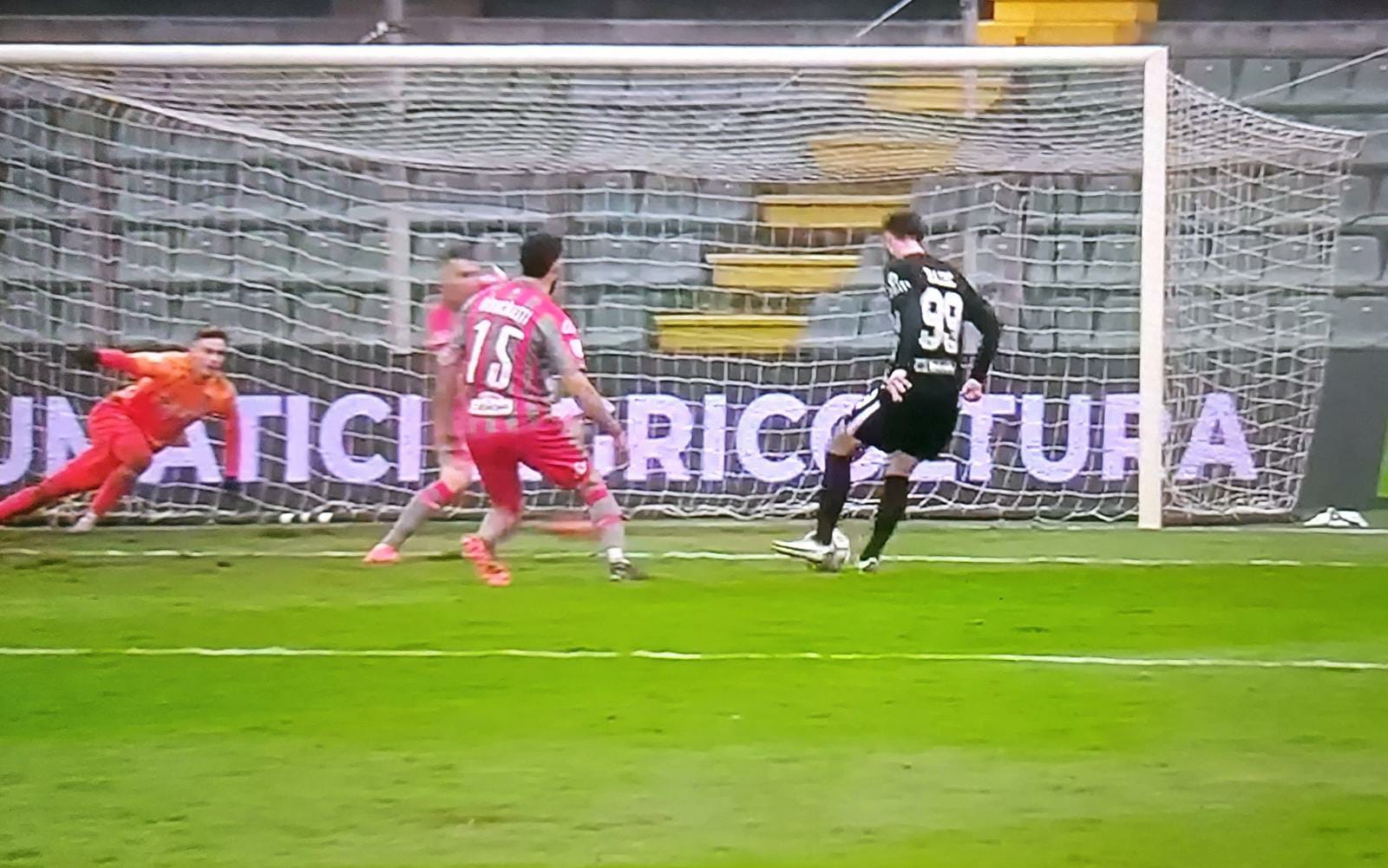 Cremonese-Ascoli 3-3: <br> punto meritato, <br> gara spettacolare <br> e un super Bajic