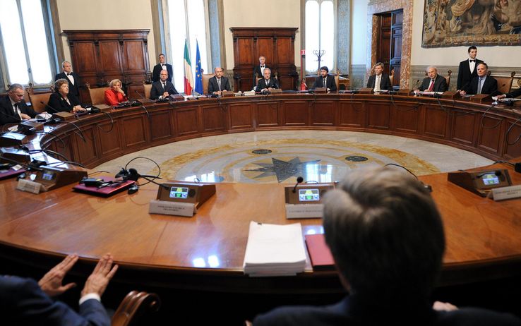 Decreto Natale, passa la linea dura: <br> stop agli spostamenti tra Comuni <br> il 25, il 26 e il primo dell’anno