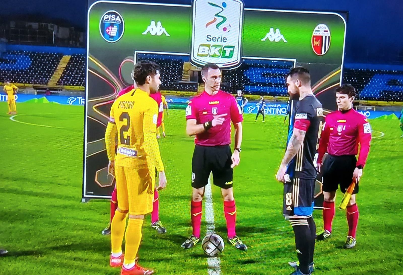 Due gol in tre minuti <br> e per il povero Ascoli <br> si fa notte pure a Pisa: 2-1