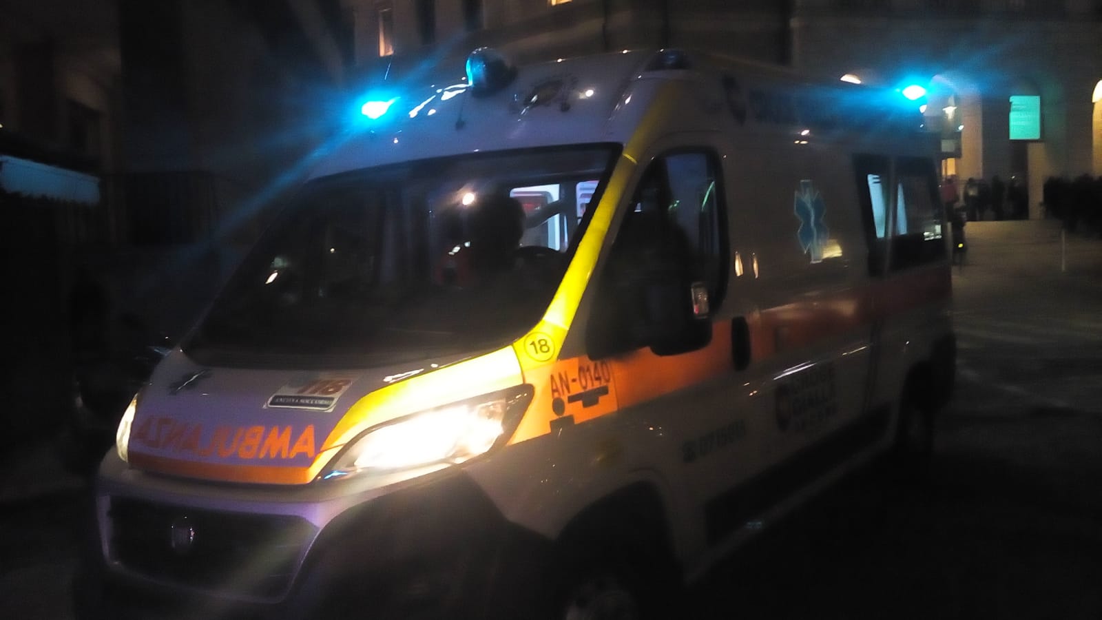 Serata tra eccessi e alcol: <br>ragazzina all’ospedale in codice rosso