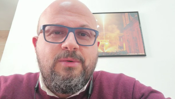 Alessandro Lucciarini (Ripatransone): <br> «Ripartire in massima sicurezza» <br> Benvenuto 2021, parola ai sindaci </span> (Video)