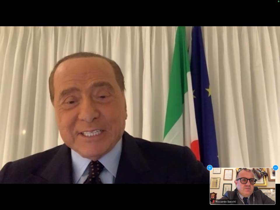 Berlusconi guarda già alle elezioni: <br> «Sarò nelle Marche per le comunali <br>Nei sondaggi siamo al 10,4%»