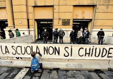 La centralità della scuola non esiste