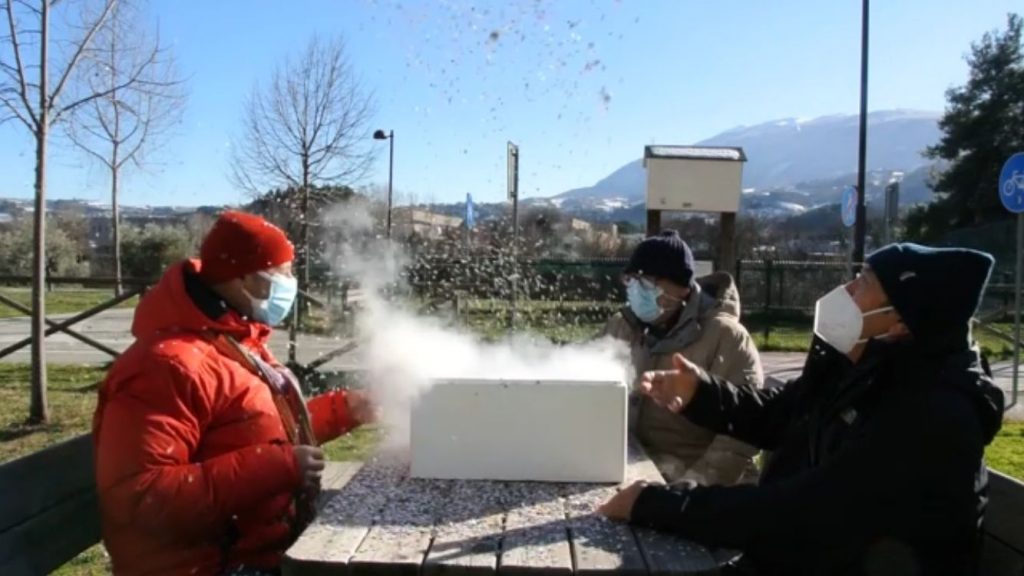 Il Carnevale dei lettori di Cronache Picene <br> Torna il trio Cordoni-Sofia-Zunica: <br> «E pure il martedì è andato in fumo»