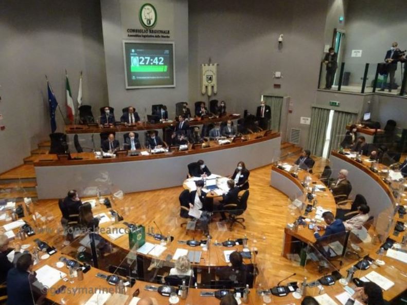 Covid, il Pd chiede <br> un Consiglio regionale <br> straordinario aperto