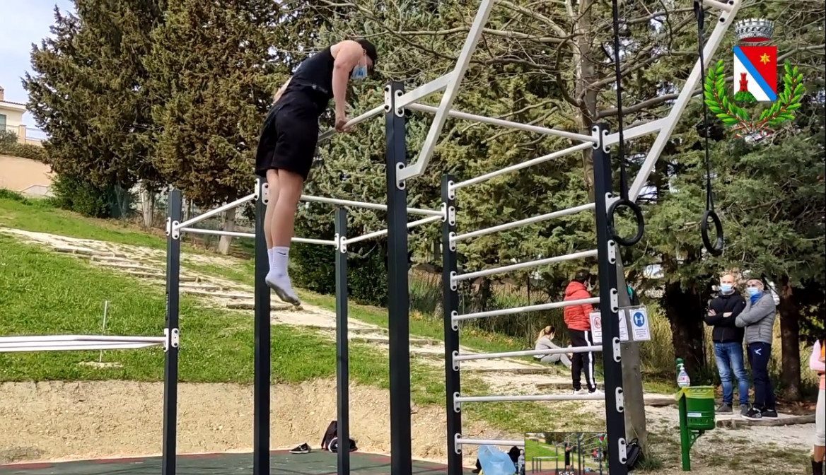 Castel di Lama, <br> al Parco della Pace <br> arriva il calisthenics