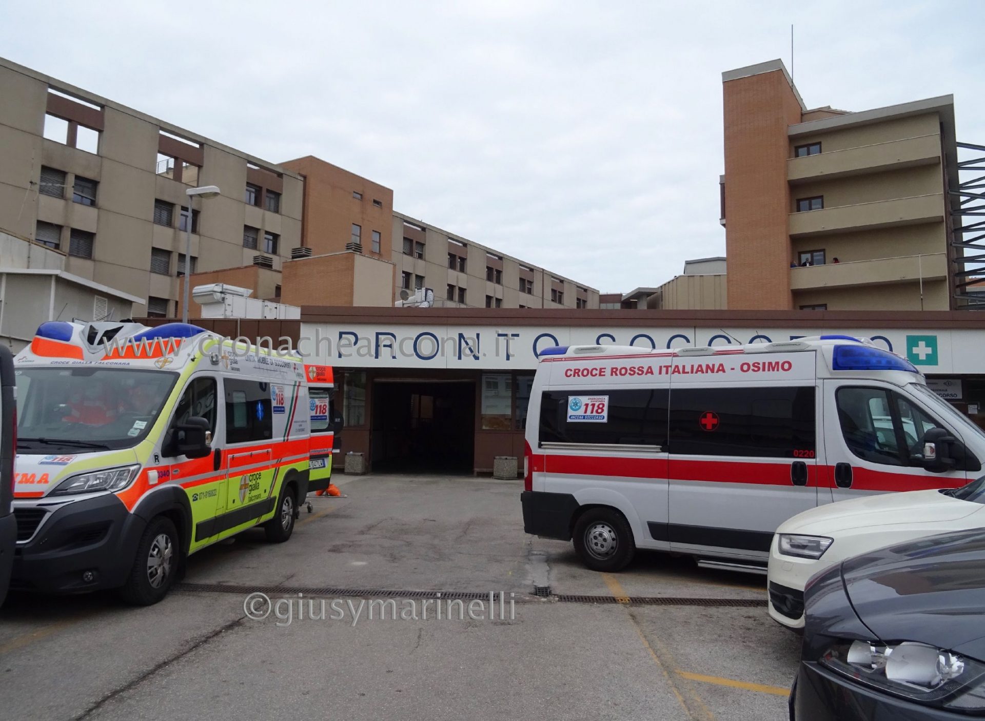 Nuova variante Covid isolata a Torrette <br> «E’ quella newyorkese, <br> sono i primi casi in Italia»