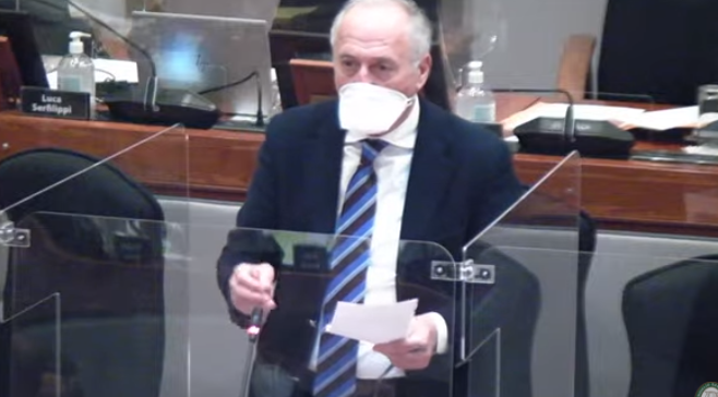 «Vaccini, poche dosi anche ad aprile: <br> alle Marche ne arriveranno 210.000»