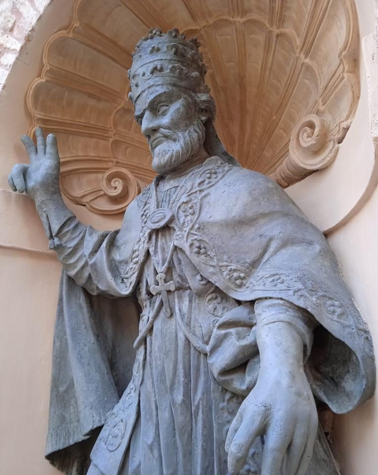 Sisto V, insolite tracce <br> di un Pontificato