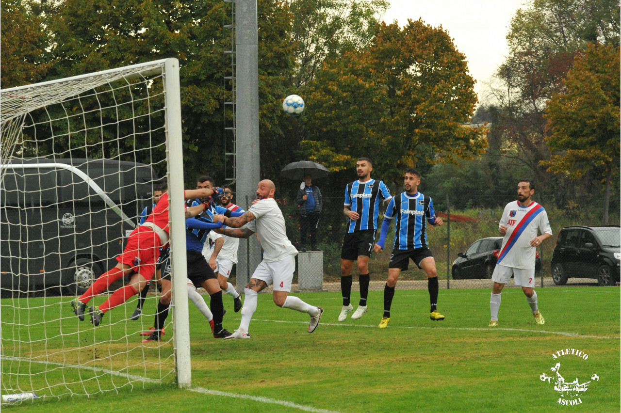 Atletico Ascoli e Azzurra Colli <br> non si fanno male, <br> ko interni per Grottammare <br> e Porto d’Ascoli