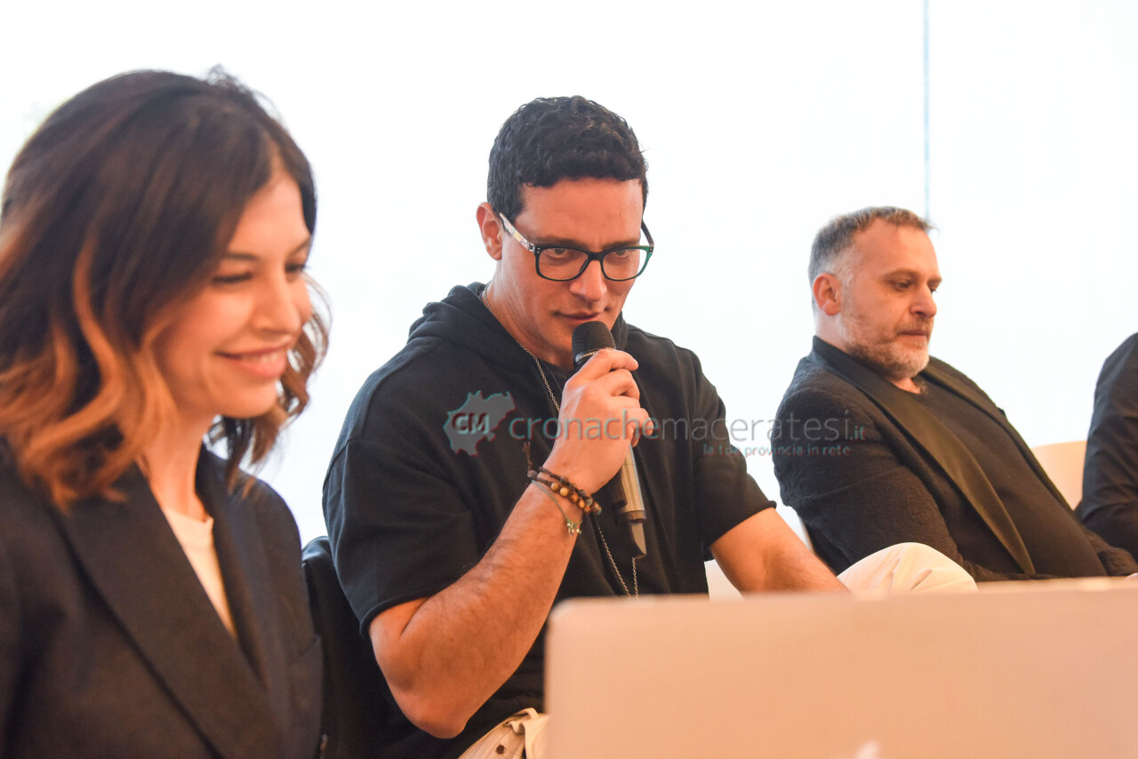 Gabriel Garko lancia <br> un nuovo film nelle Marche: <br>  «Con John Malkovich <br> e Nicholas Cage»