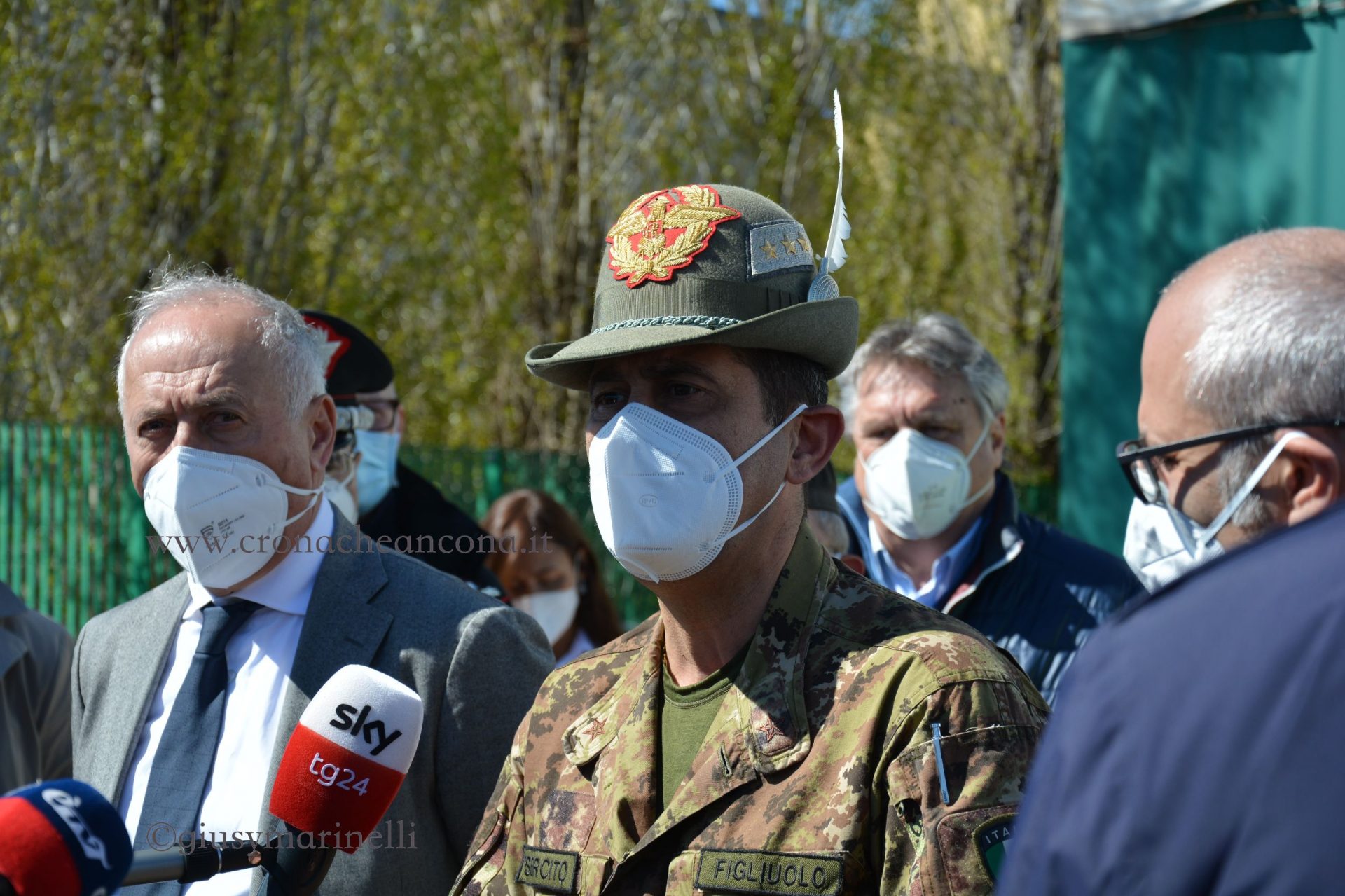 Lo stop di Figliuolo a Saltamartini: <br> «Mancano i vaccini, dobbiamo rallentare»