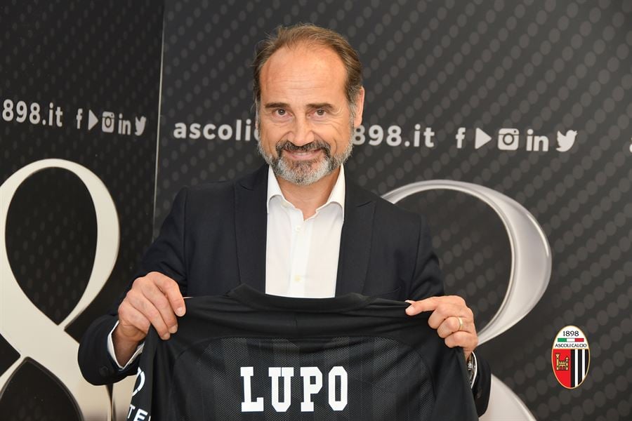Ascoli, Lupo traccia la linea: <br> «Giocatori di proprietà <br> e attenzione alle uscite»