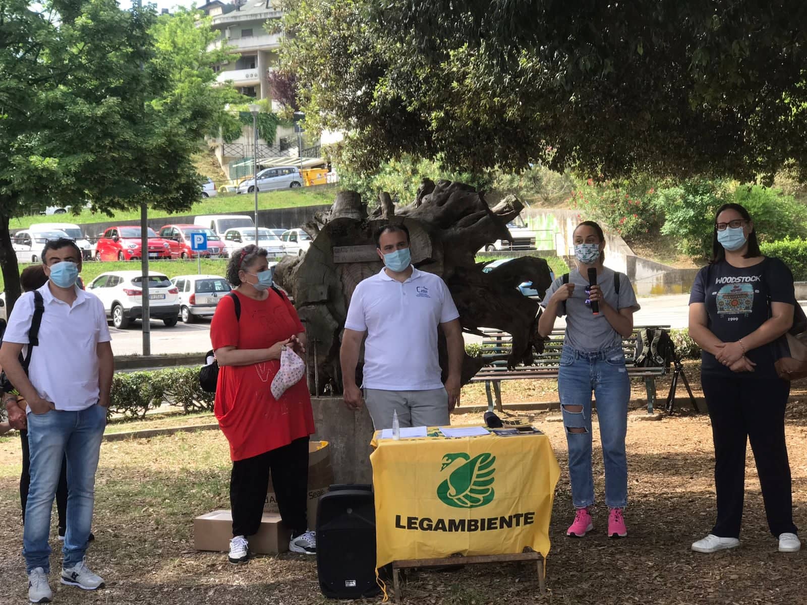 “IntegrArti” si presenta <br> con una passeggiata ecologica