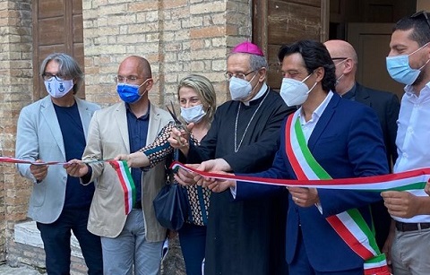 Mostra di Sisto V, <br> ecco il taglio del nastro