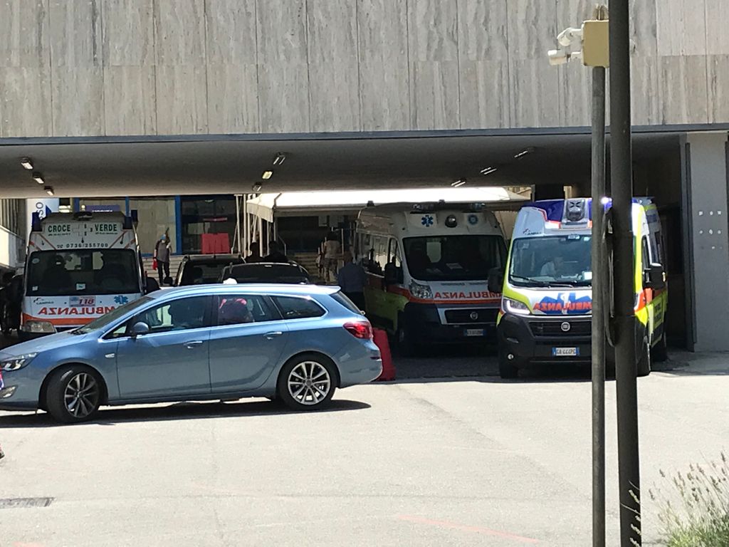 Covid, 3 pazienti al Pronto Soccorso <br> e 17 nuovi casi nel Piceno <br> su 54 nelle Marche