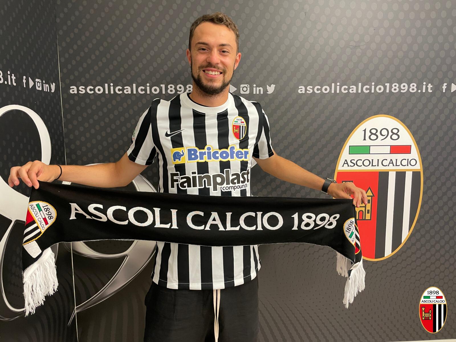 Ascoli, è ufficiale Felicioli: <br> «Questa è casa mia, <br> Lupo è stato fondamentale»
