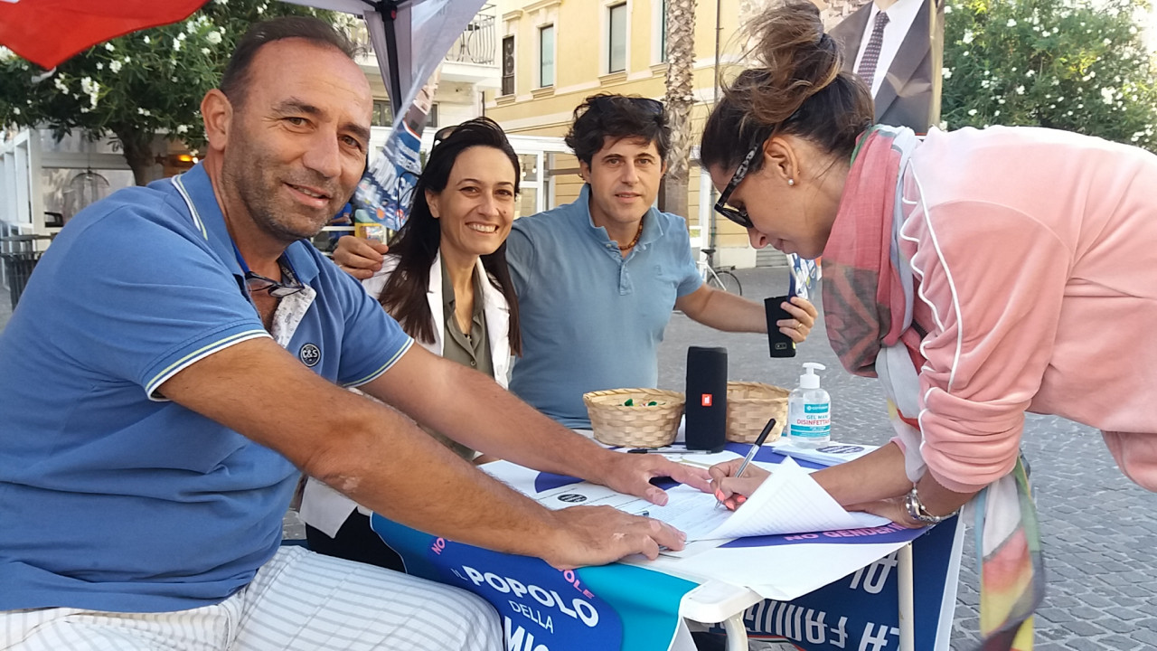 Popolo della Famiglia, <br> al via la raccolta firme <br> per la presentazione della lista