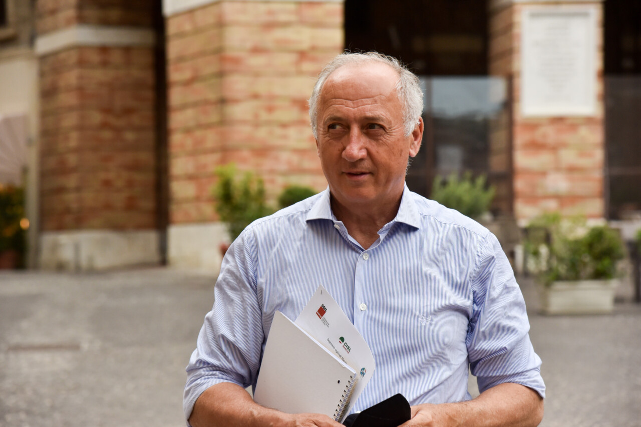 Test salivari, la Regione ci punta <br> per le attività scolastiche e sportive