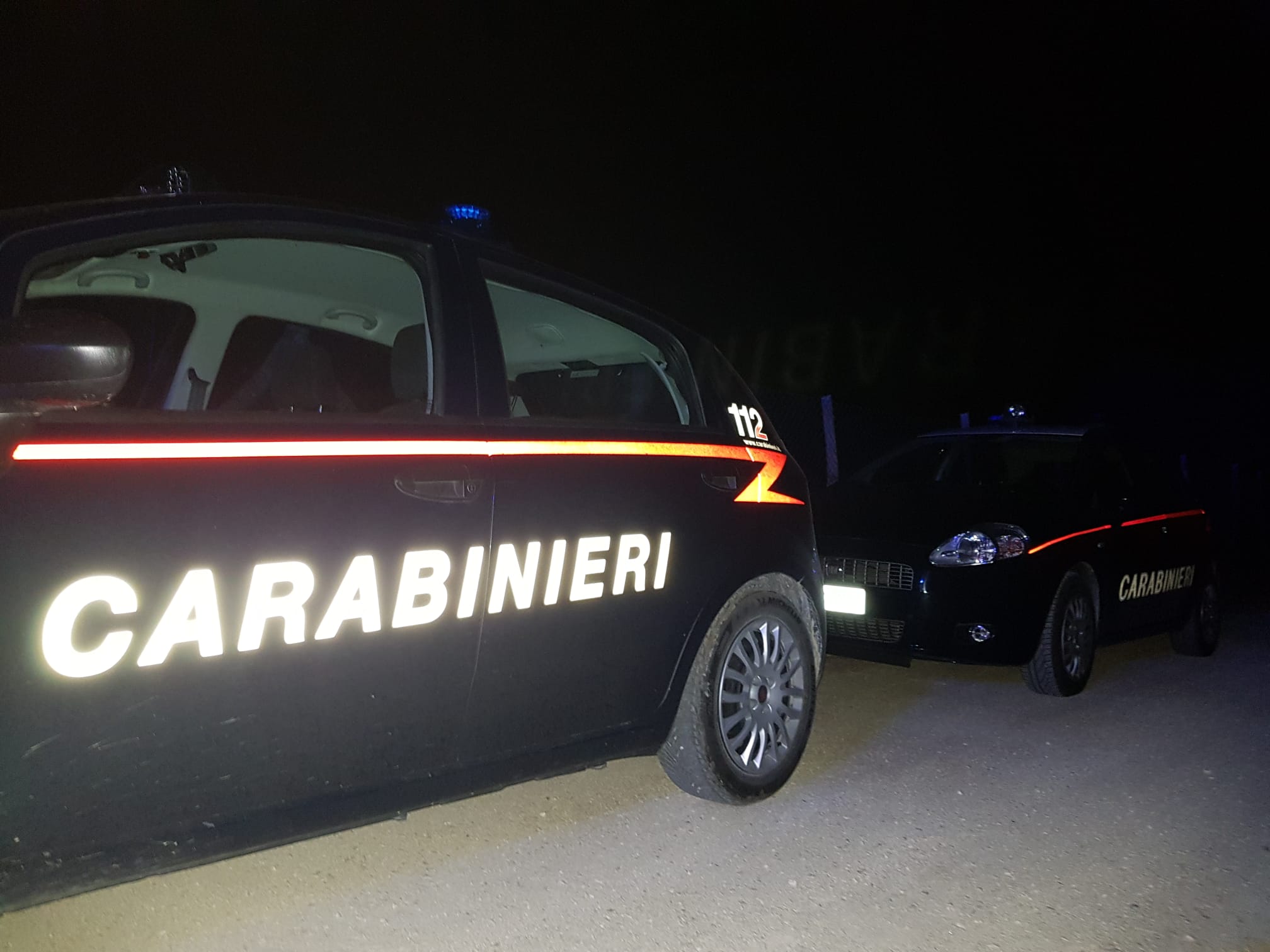 Raffica di furti: nel mirino dei ladri due moto, un furgone, gioielli e denaro