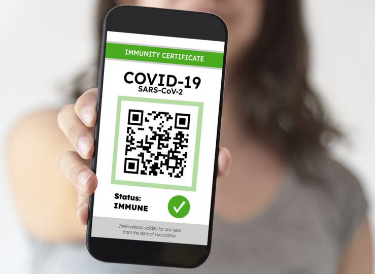 Al ristorante col green pass <br> del padre 73enne ma non era vaccinato: <br> denunciato dalla Polizia