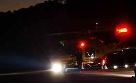 Schianto nella notte: <br> 23enne al “Torrette” <br> con l’eliambulanza