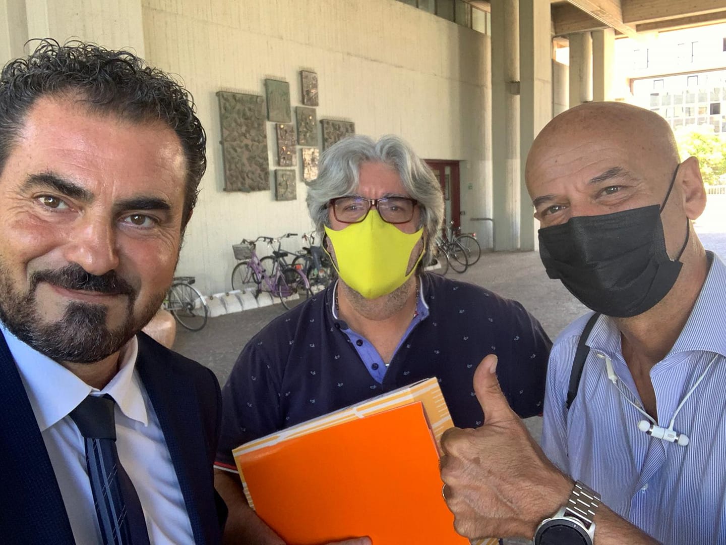 Elezioni, Serafino Angelini <br> scende in campo con due liste <br> Ecco tutti i candidati