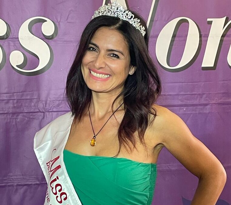 “Miss Nonna italiana” è di Macerata: <br> la 50enne Elisabetta Farabolini <br> conquista la giuria