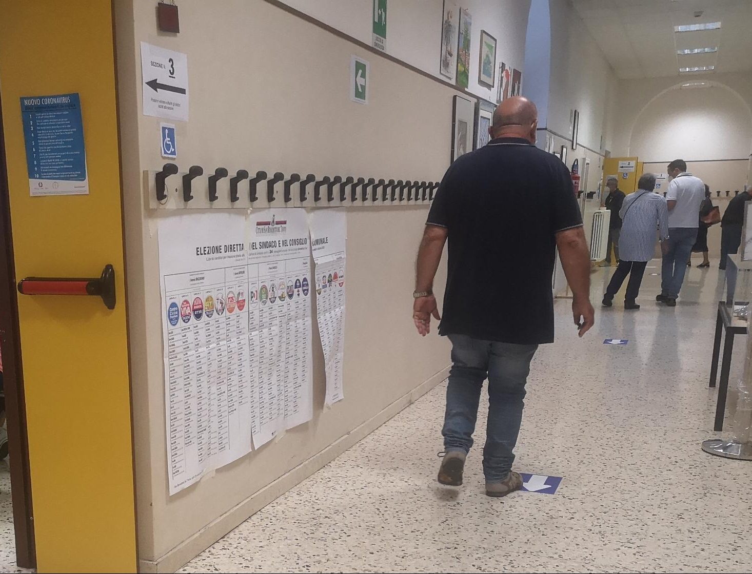 Ballottaggio, affluenza in calo <br> rispetto al primo turno <br> Ultime ore per il voto in Riviera