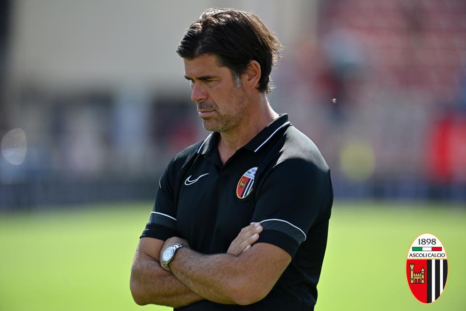 L’Ascoli prova a isolarsi dalle voci <br> e inizia il ritiro con un giorno d’anticipo <br> in vista del Lecce