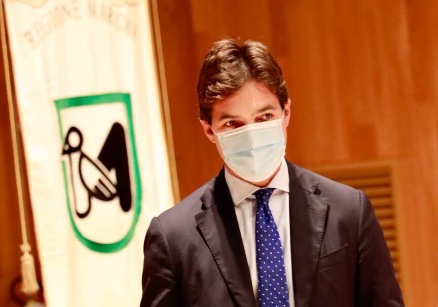 Covid, Acquaroli: <br> «Situazione diversa da un anno fa <br> Risultato evidente della vaccinazione»