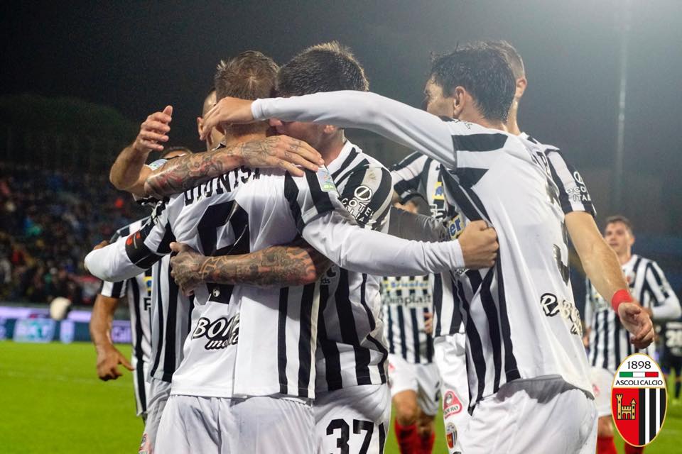 Ascoli, la bolgia del “Del Duca” <br> attende il Parma di Iachini e Buffon <br> per continuare a sognare