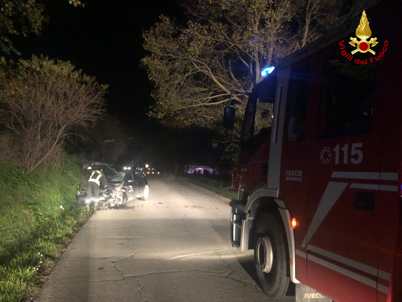 Con lo scooter contro un’auto, muore un 63nne