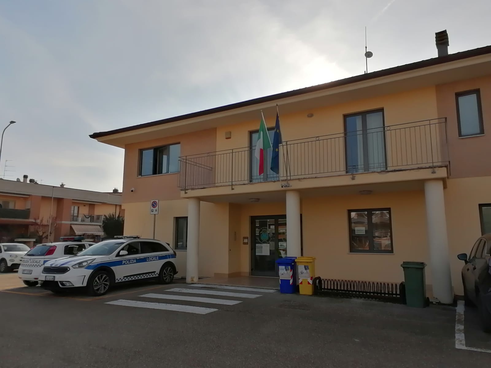 Atto vandalico ai danni <br> di un mezzo comunale: rintracciato <br> e denunciato il colpevole Atto vandalico ai danni <br> di un mezzo comunale: rintracciato <br> e denunciato il colpevole