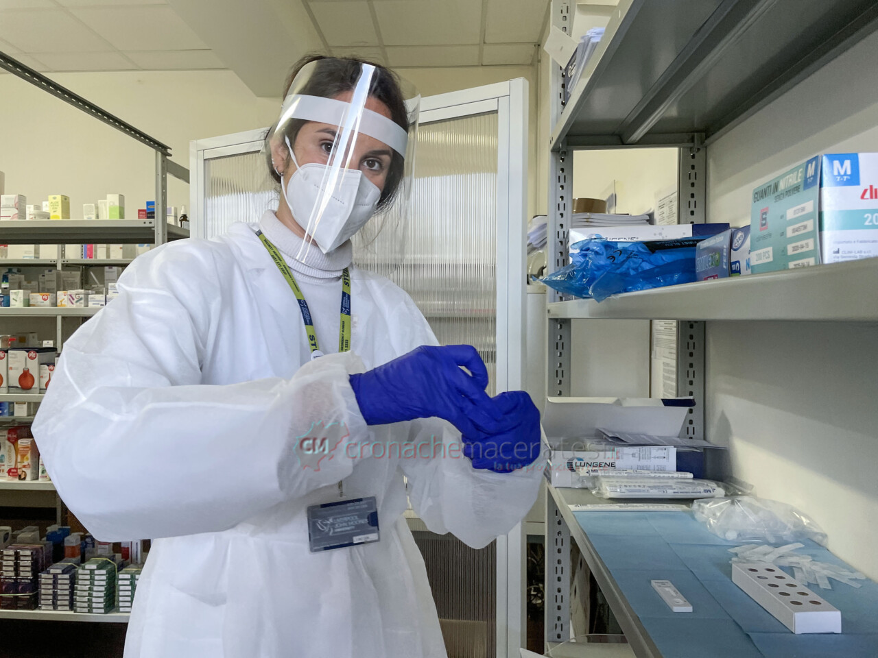 Covid, +21 ricoveri e 5 decessi in regione <br> Variante Omicron: altri 5 positivi nel Piceno