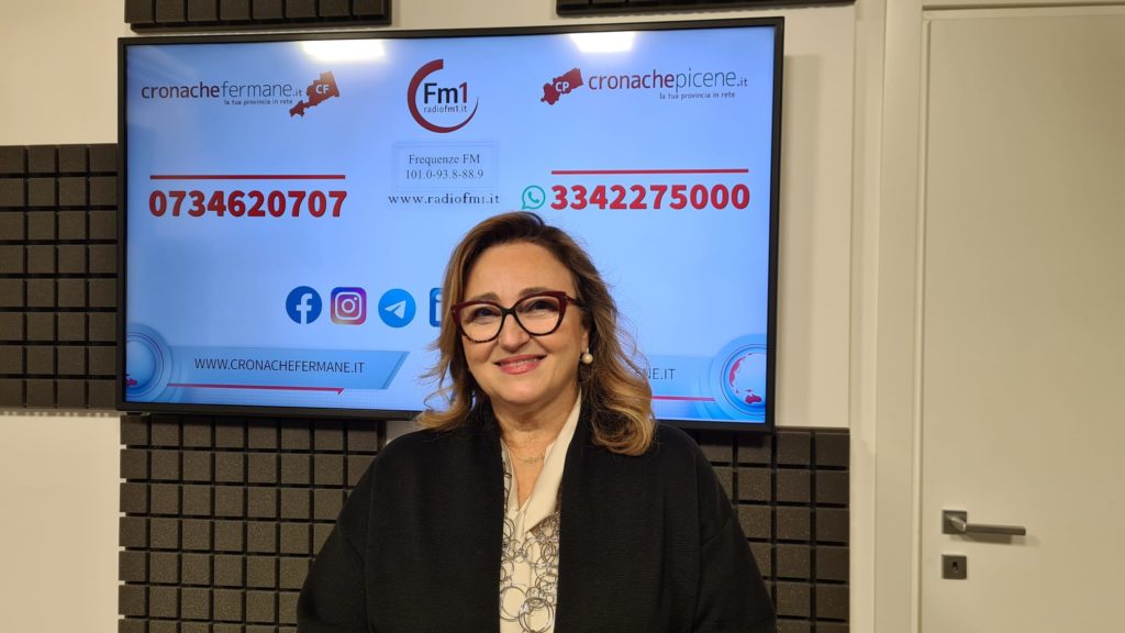 L’onorevole Albano a Radio FM1: «Sanzioni? Dure ma necessarie, chiediamo l’area di crisi per le Marche» <span> (Videointervista)