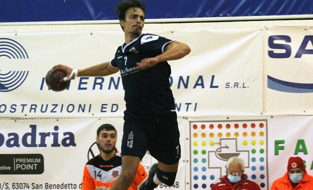 HC Monteprandone, <br> prima di ritorno ad Ancona